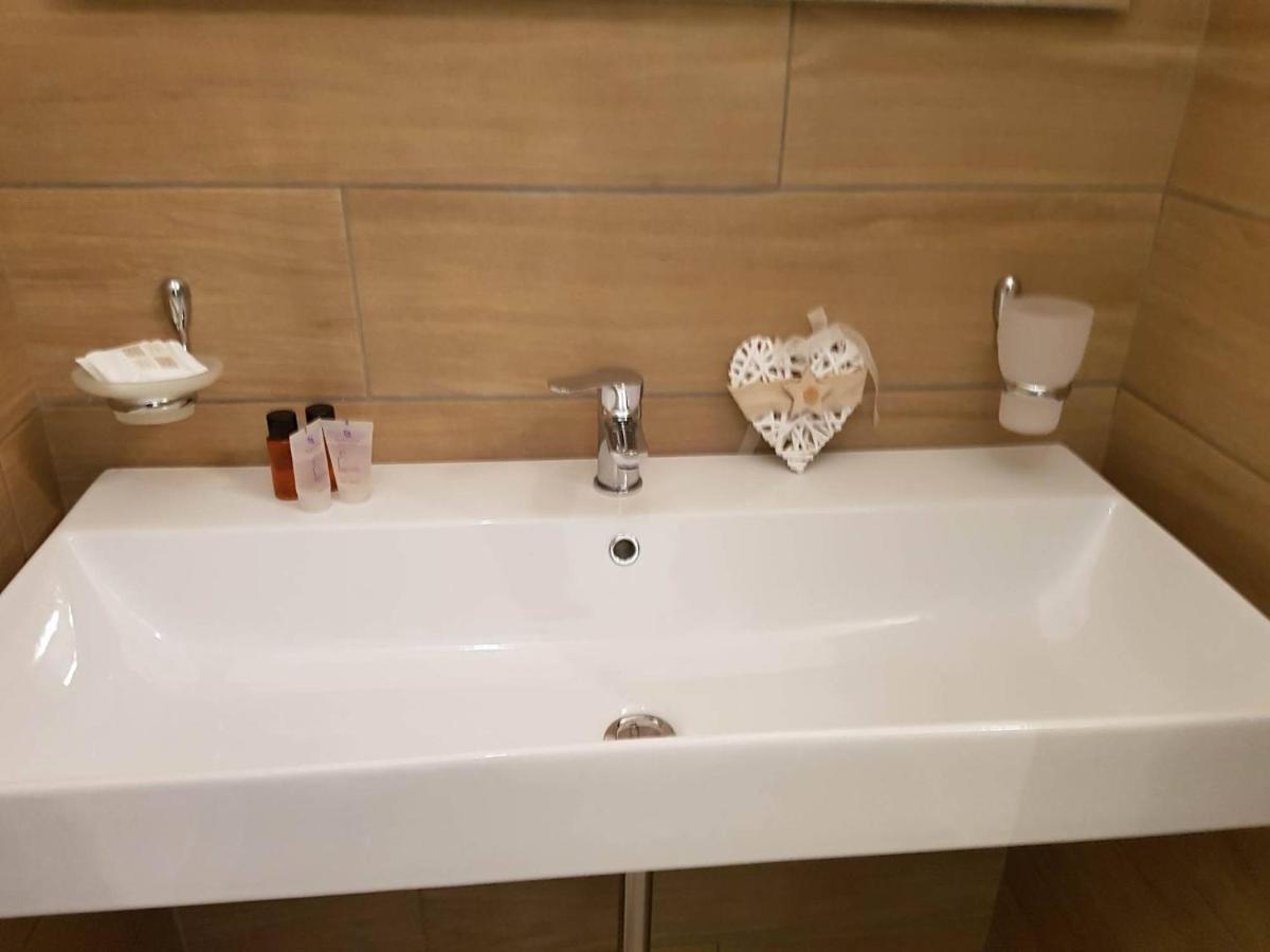 I Tesori Del Mare Bed & Breakfast Letojanni Eksteriør bilde