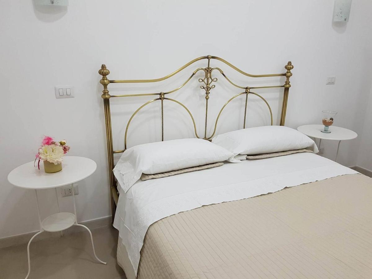 I Tesori Del Mare Bed & Breakfast Letojanni Eksteriør bilde
