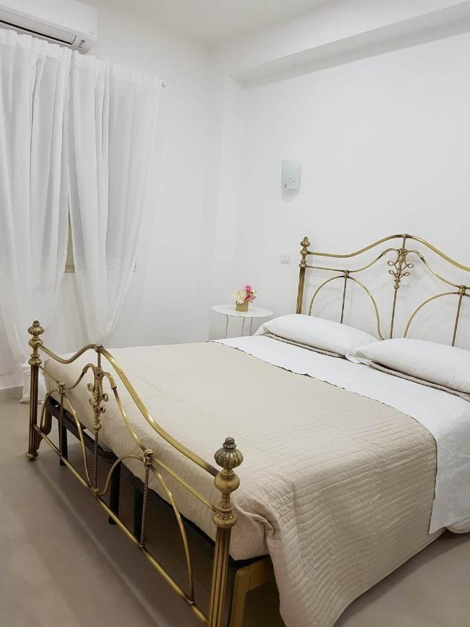 I Tesori Del Mare Bed & Breakfast Letojanni Eksteriør bilde